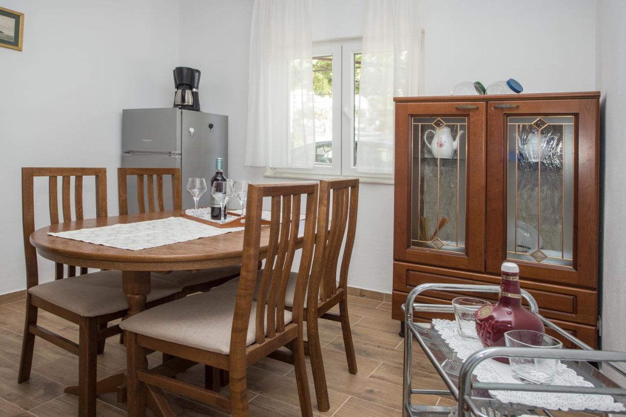 Situs Katarina Apartment Trogir Bagian luar foto
