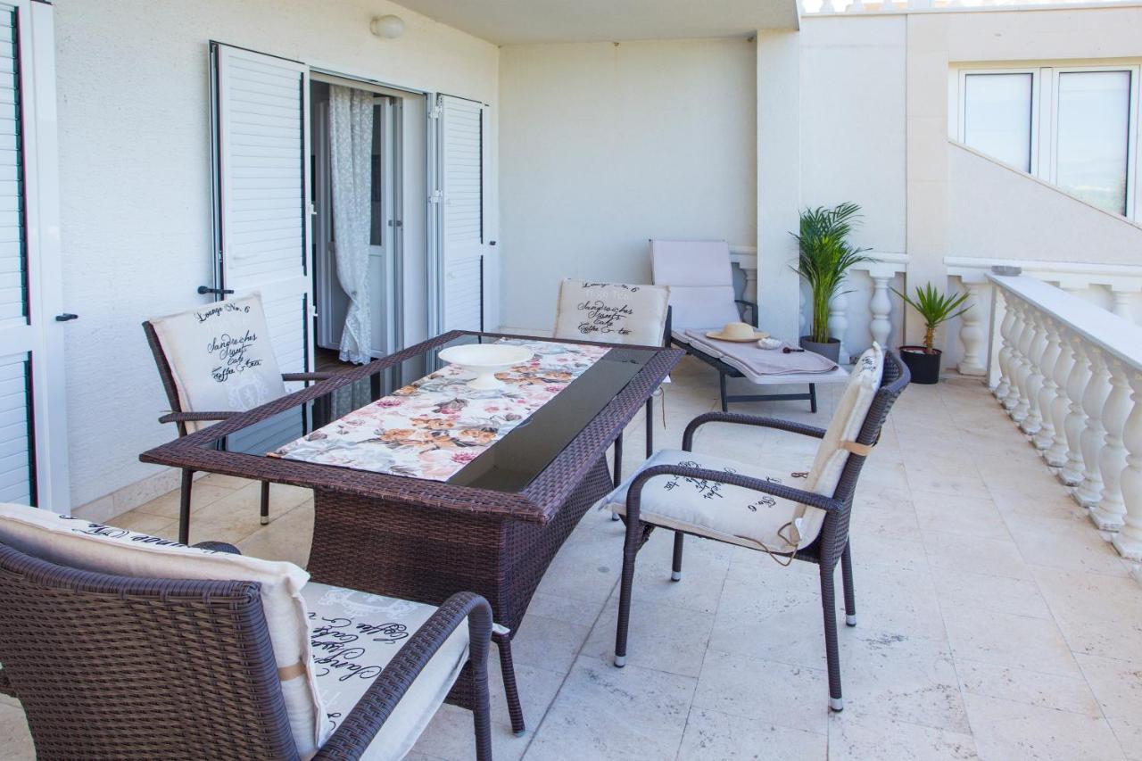 Situs Katarina Apartment Trogir Bagian luar foto
