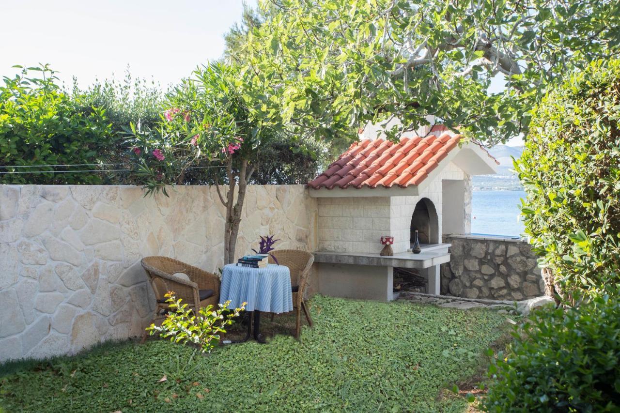 Situs Katarina Apartment Trogir Bagian luar foto
