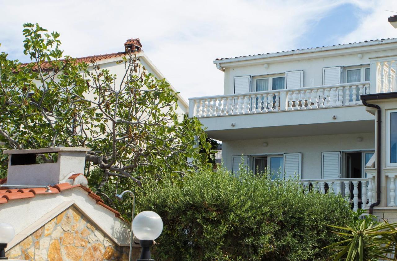 Situs Katarina Apartment Trogir Bagian luar foto
